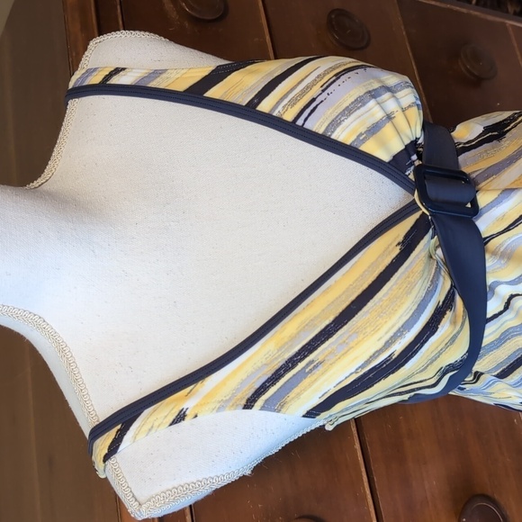 LIZ CLAIBORNE Tankini Grey & Yellow BELTED Stripe Floral Swim Top SZ 10 - Picture 4 of 15